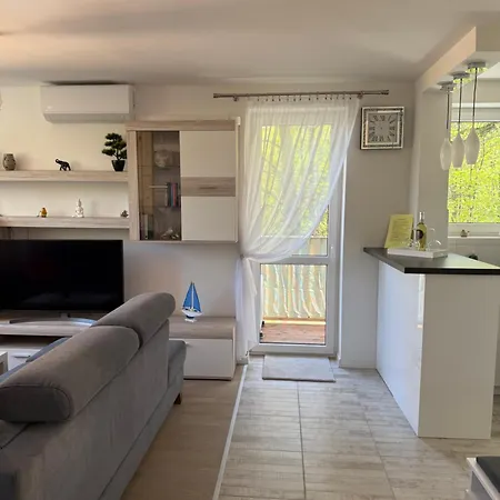 Na Nadrzecznej Apartmán